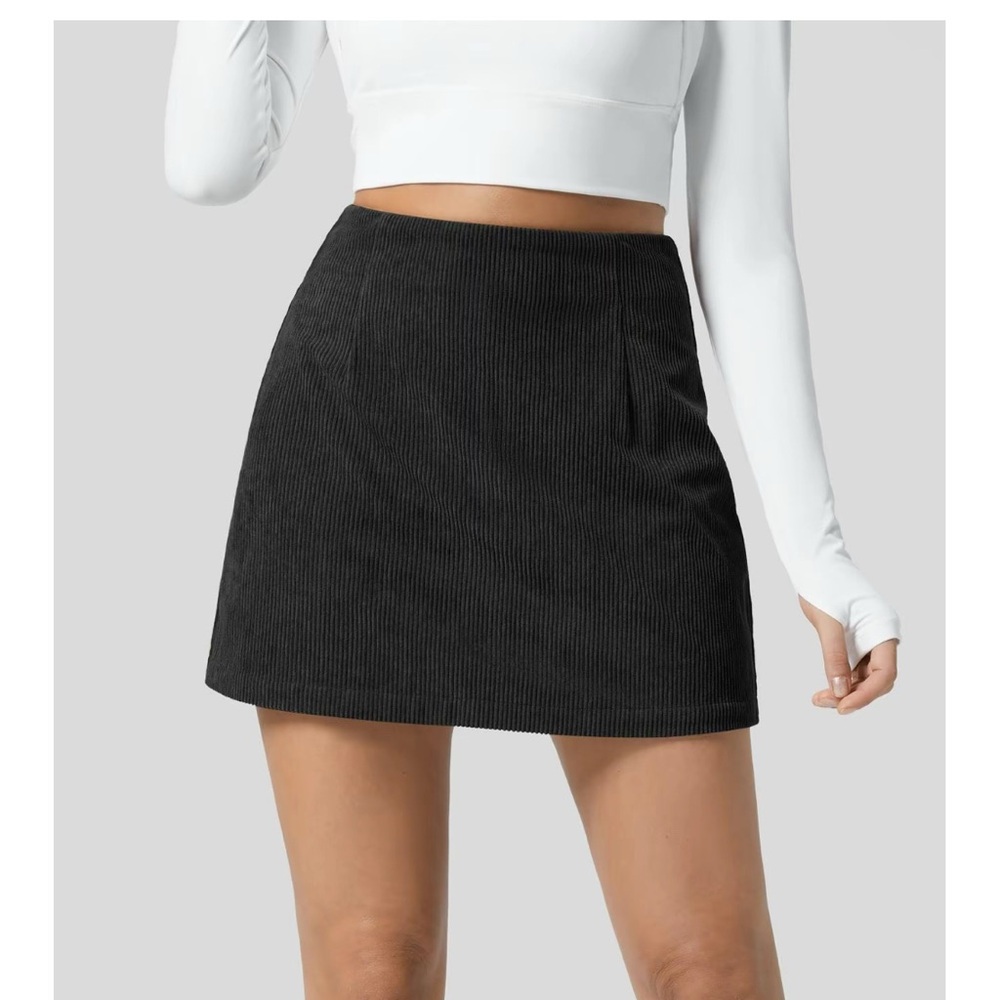 HALARA Black Corduroy Skirt